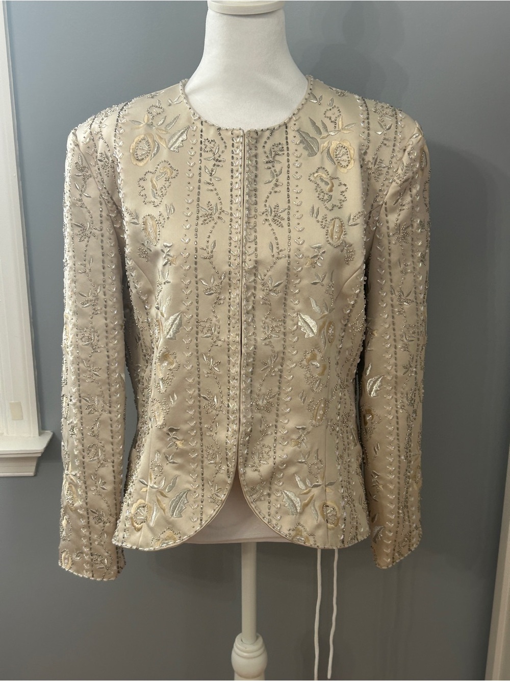 Vintage Victoria Royal Champagne Beaded Embroidered Evening Jacket Size 16